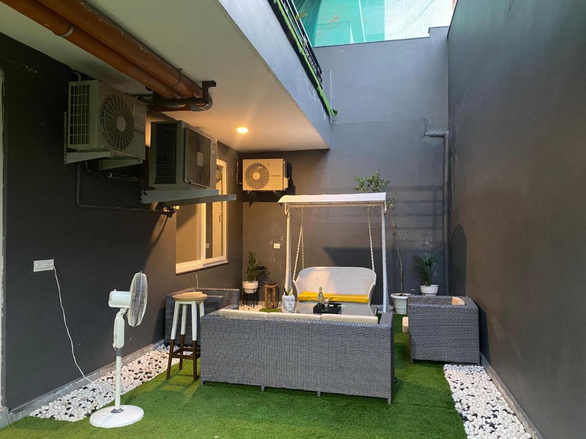 Bk Studio Hotel Gurgaon Exterior photo